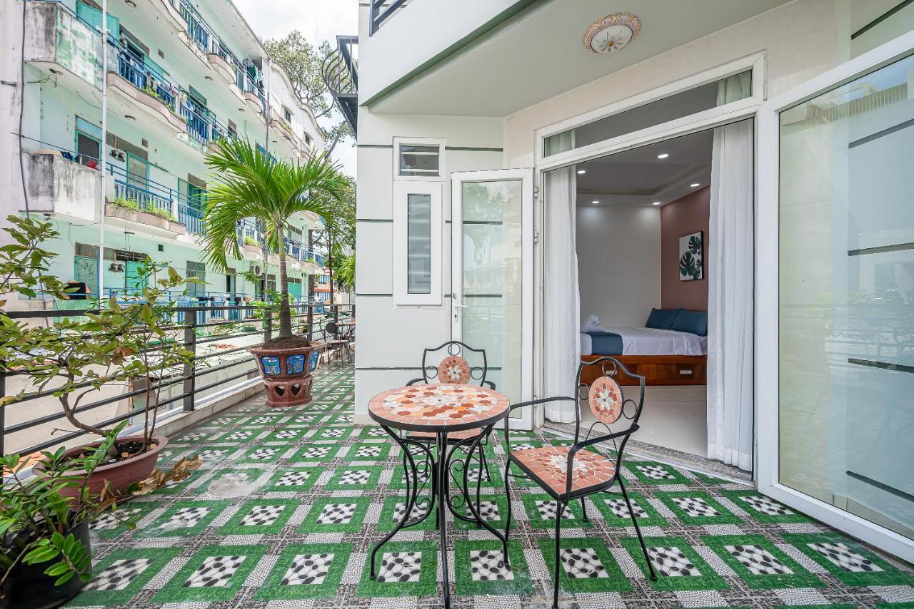 Cozrum Homes - Retro House Thành Pho Ho Chí Minh Esterno foto